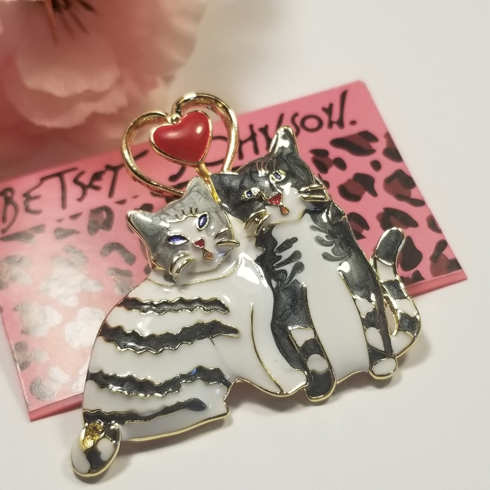 Beautiful Betsey Johnson Cat Brooch - Picture 4 of 8